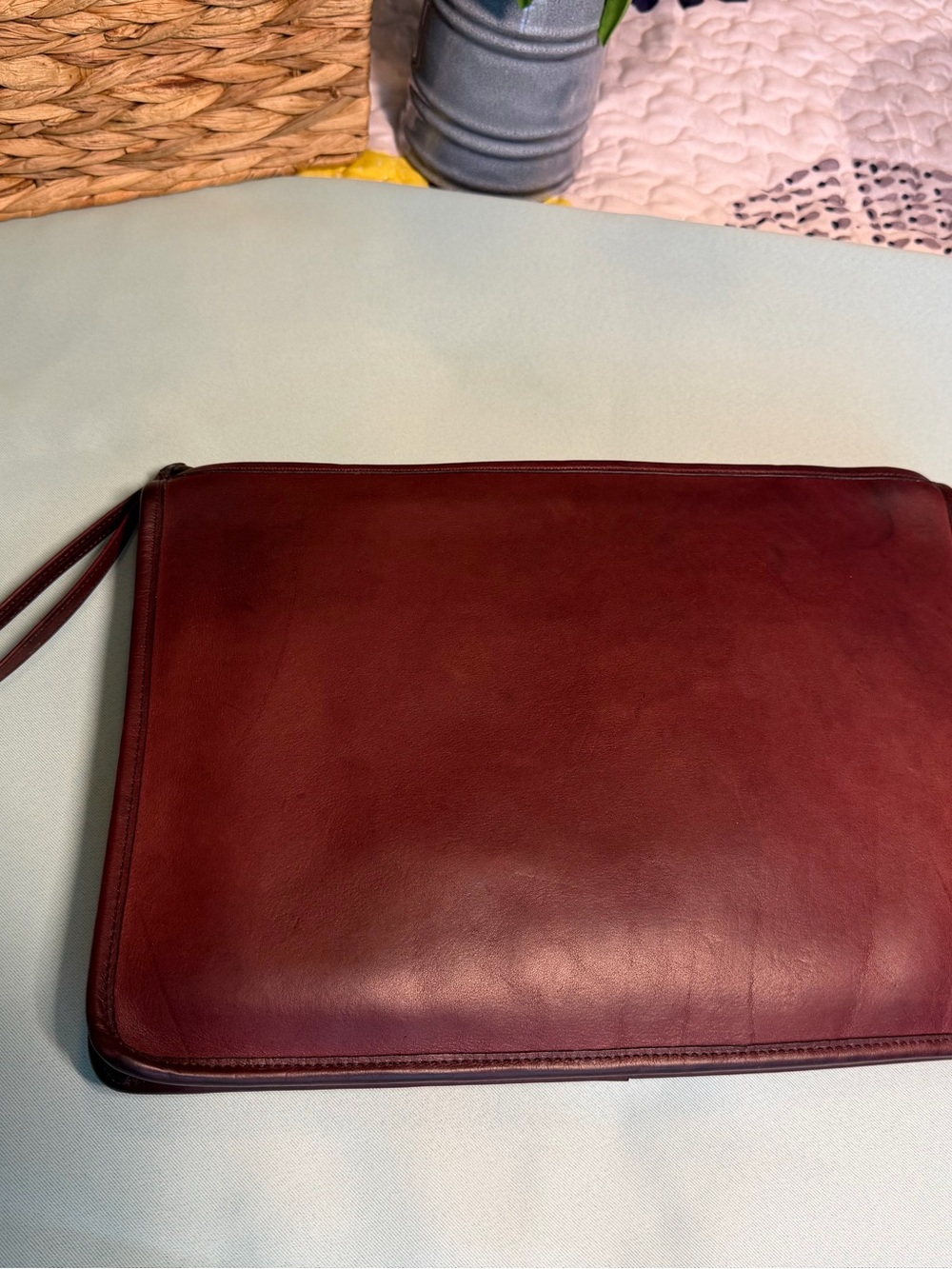 Vintage 70s COACH NYC Large Slim Clutch Portfolio, Burgandy 9555 w/Wrist Strap - Picture 4 of 15